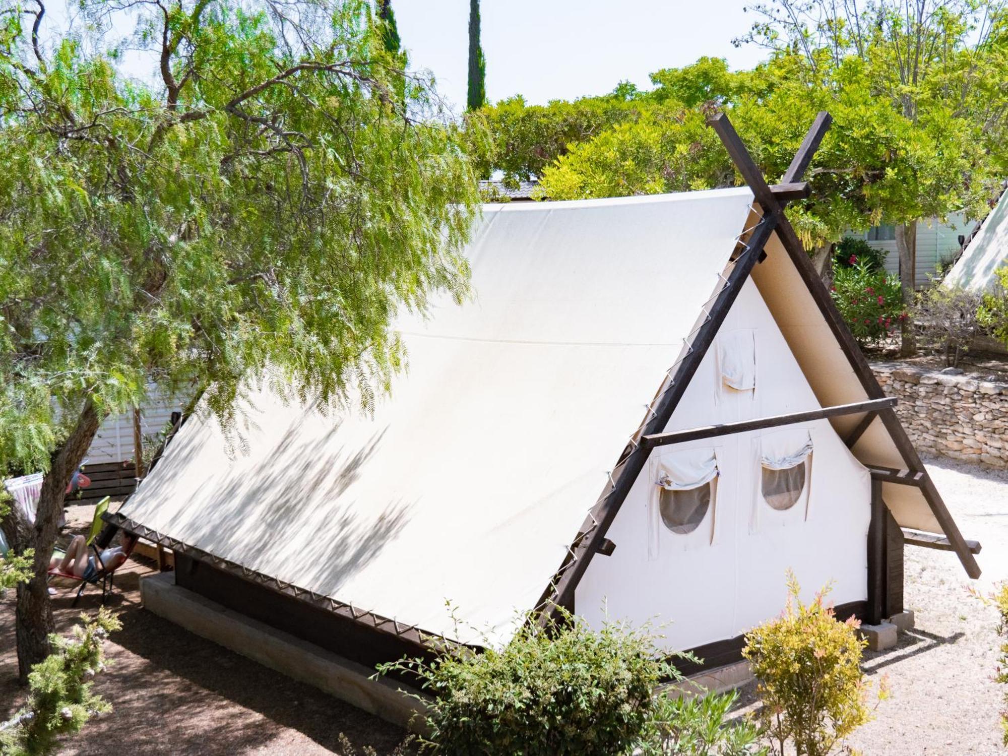 Camping L'Orangeraie Calig Экстерьер фото
